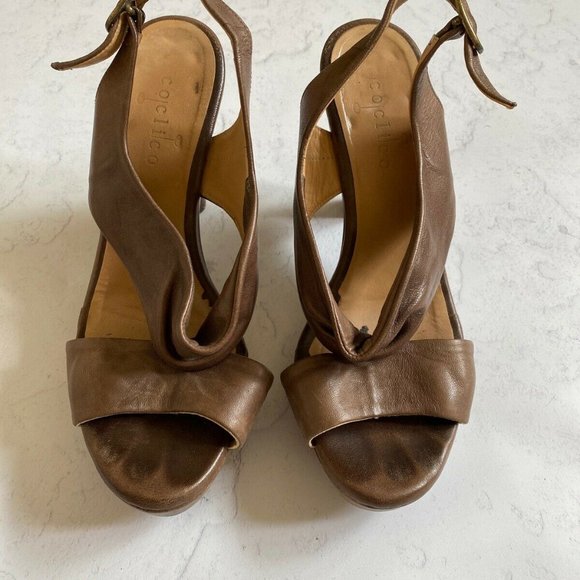 COCLICO [Brown Wood Leather Sandals] - Picture 3 of 5